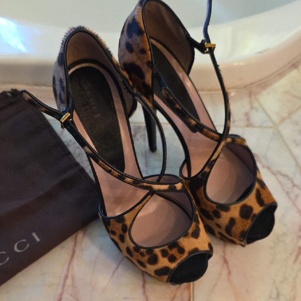 Gucci Leopard Print Heels
